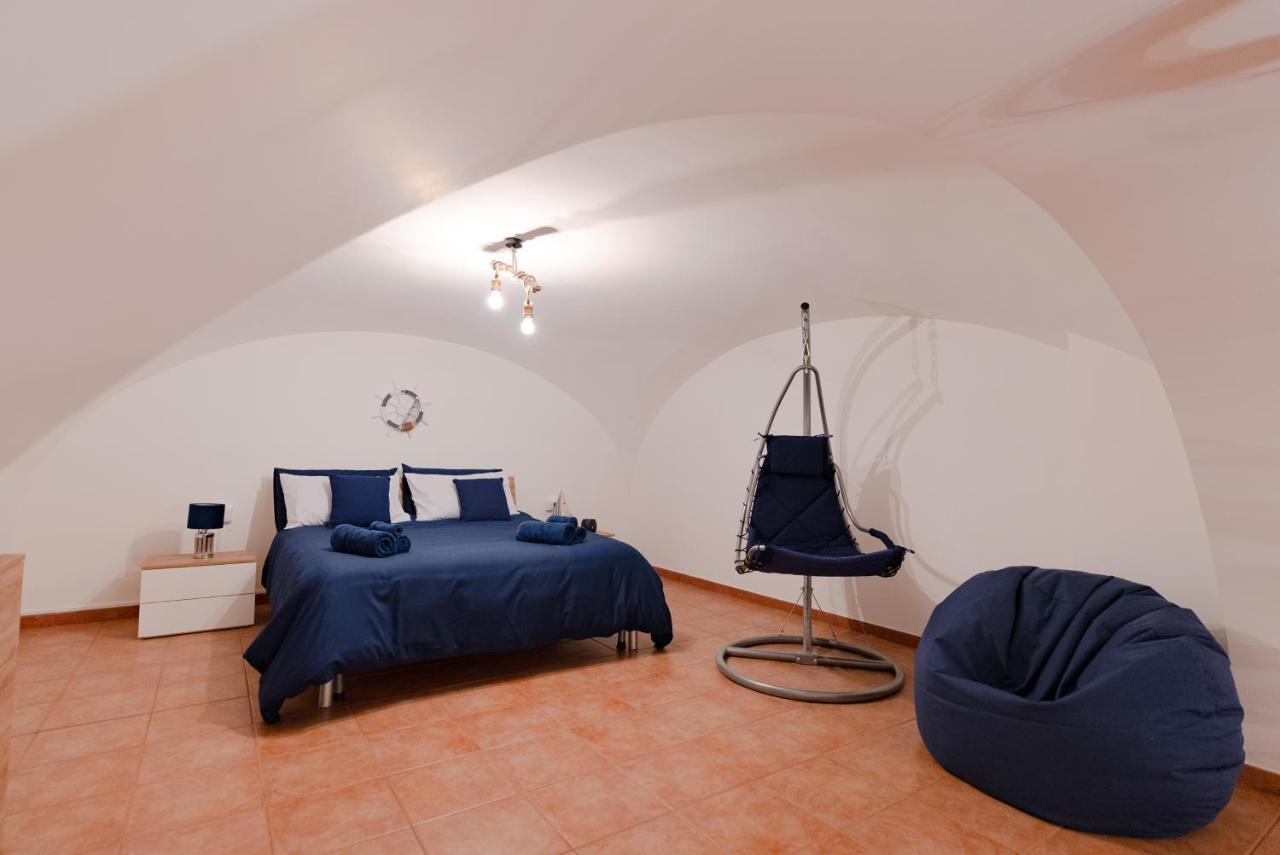 Blue Angel Oak - Apartment Барі Екстер'єр фото