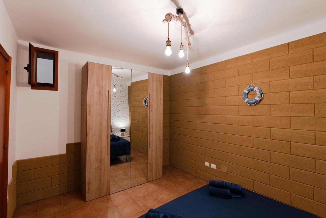 Blue Angel Oak - Apartment Барі Екстер'єр фото