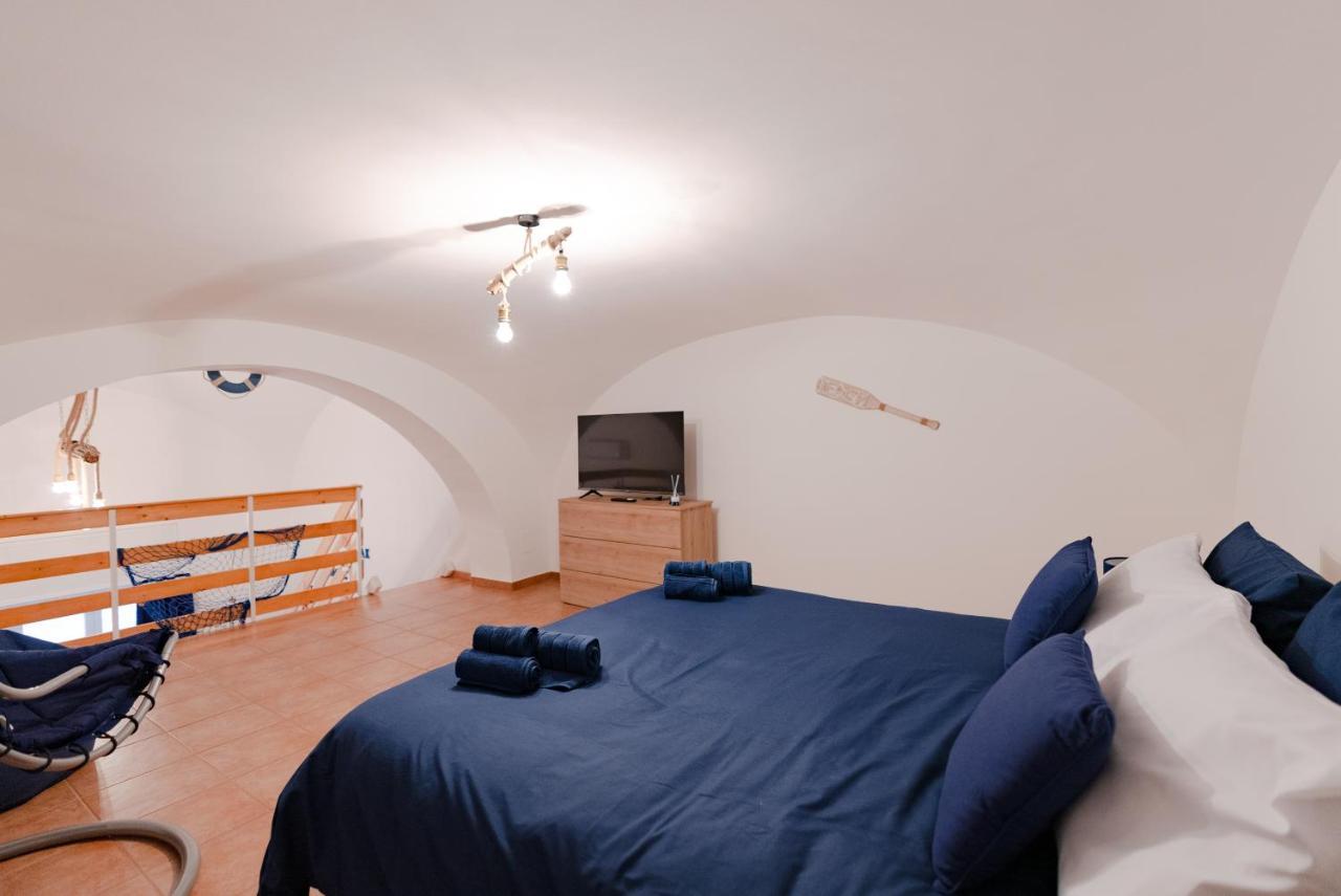 Blue Angel Oak - Apartment Барі Екстер'єр фото